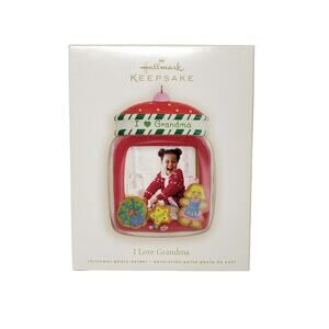 Hallmark Keepsake I Love Grandma Christmas Photo Holder Ornament Picture Frame